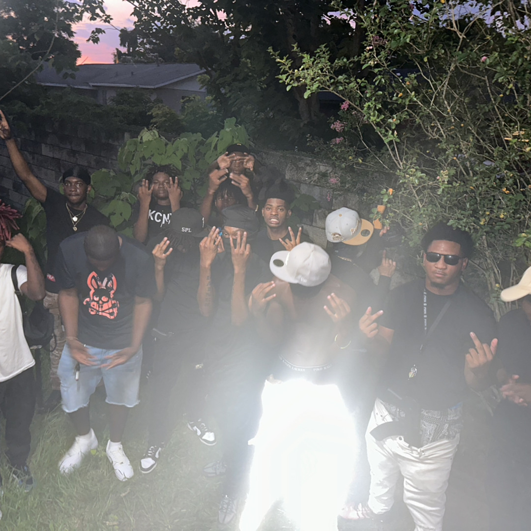 Stream FREE SWITCH Ft KillSwitch2p x M$D Swavo by JSB KD | Listen ...