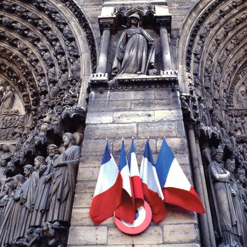 Comprendre l’effacement et le déplacement du christianisme en France