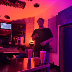 surround sound (feat. Mac)