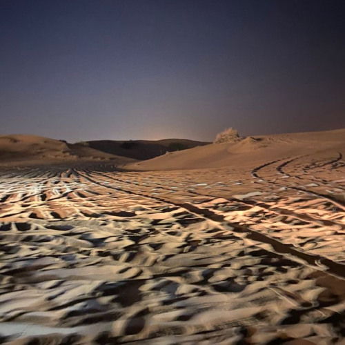 ‎⁨انقطع وصلّه ولا ادري ويش حـده .