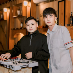VIETMIX V1- HÔN LỄ CỦA ANH x CÔ ĐƠN KHÔNG ĐÁNG SỢ x CHIẾC ÁO CÔ ĐƠN - DJ D-DICY