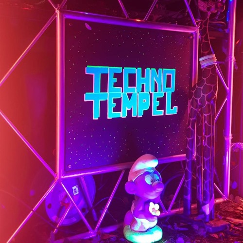 Schltzi - Ballern beim Techno Tempel #2 (Secret Rave)