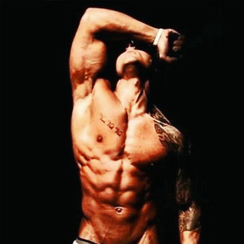 TR3NVHN - revolution (zyzz hardstyle)