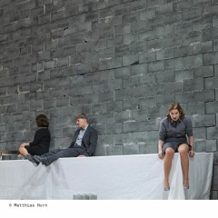 Bühnenmusik: Geschlossene Gesellschaft Anfang