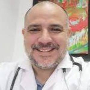 Carlos Morínigo, director del Policlínico, sobre colapso en hospitales por consultas de Chikungunya