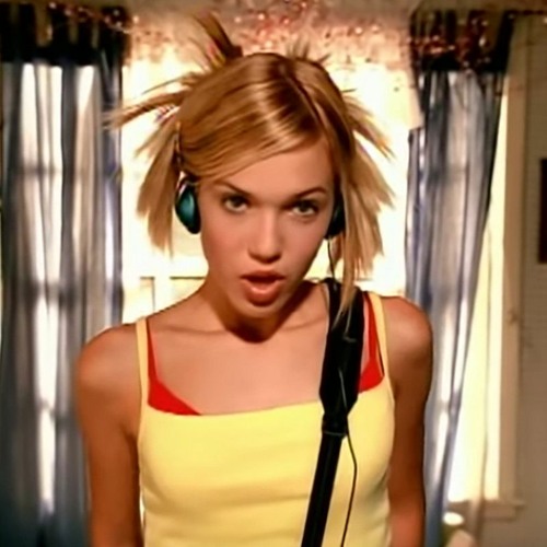 candy (mandy moore)