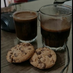 الى شخصي المفضل الذي يشبه الشمس ورائحة القهوة والاشياء الاكثر جمالا.. الى ونيسي ❤️