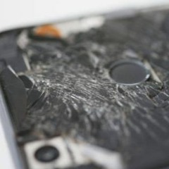 Your Go-To Guide for Dealing With Cracked Phone Glass Backs