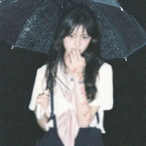 Em Không Hiểu - Danxi Remix