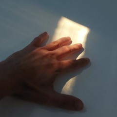 Hold On To The Light