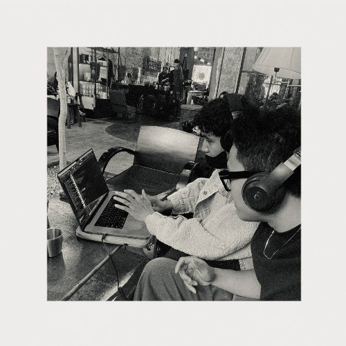 HUSTLANG ALL DAY - Robber (HarryV, Kun)