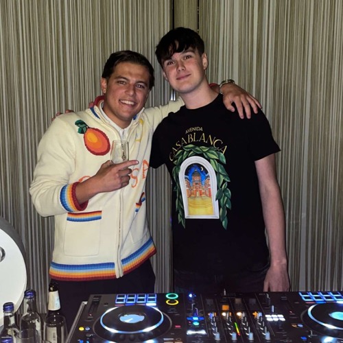 M.O.B RADIO - 017