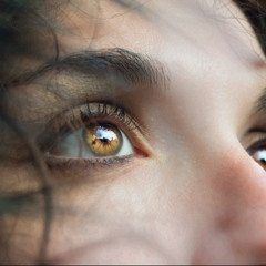 Смотреть на что-то красивое