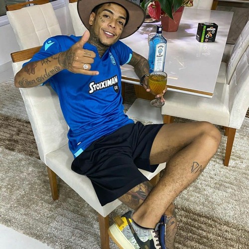 MC Kevin e MC Léo da Baixada - Dentro da Evoque 2 (DJ Pedro)