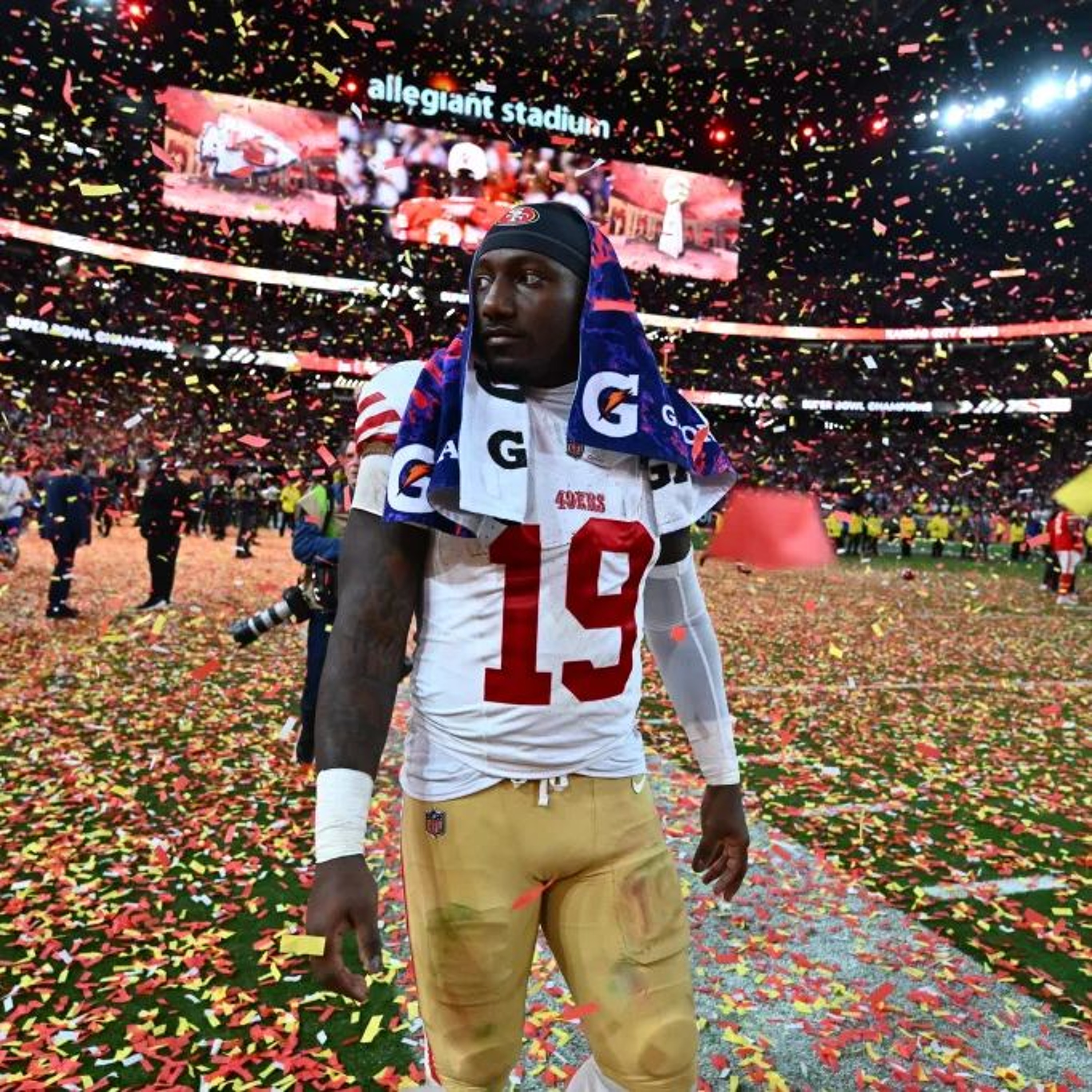S09E37: Can the 49ers keep the West at Bay? (NFC West Preview) episode artwork