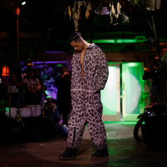 SPRING 25 - SUPERNATURAL SUPERSTAR