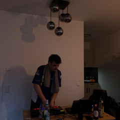 Atzig bei der Einfahrt