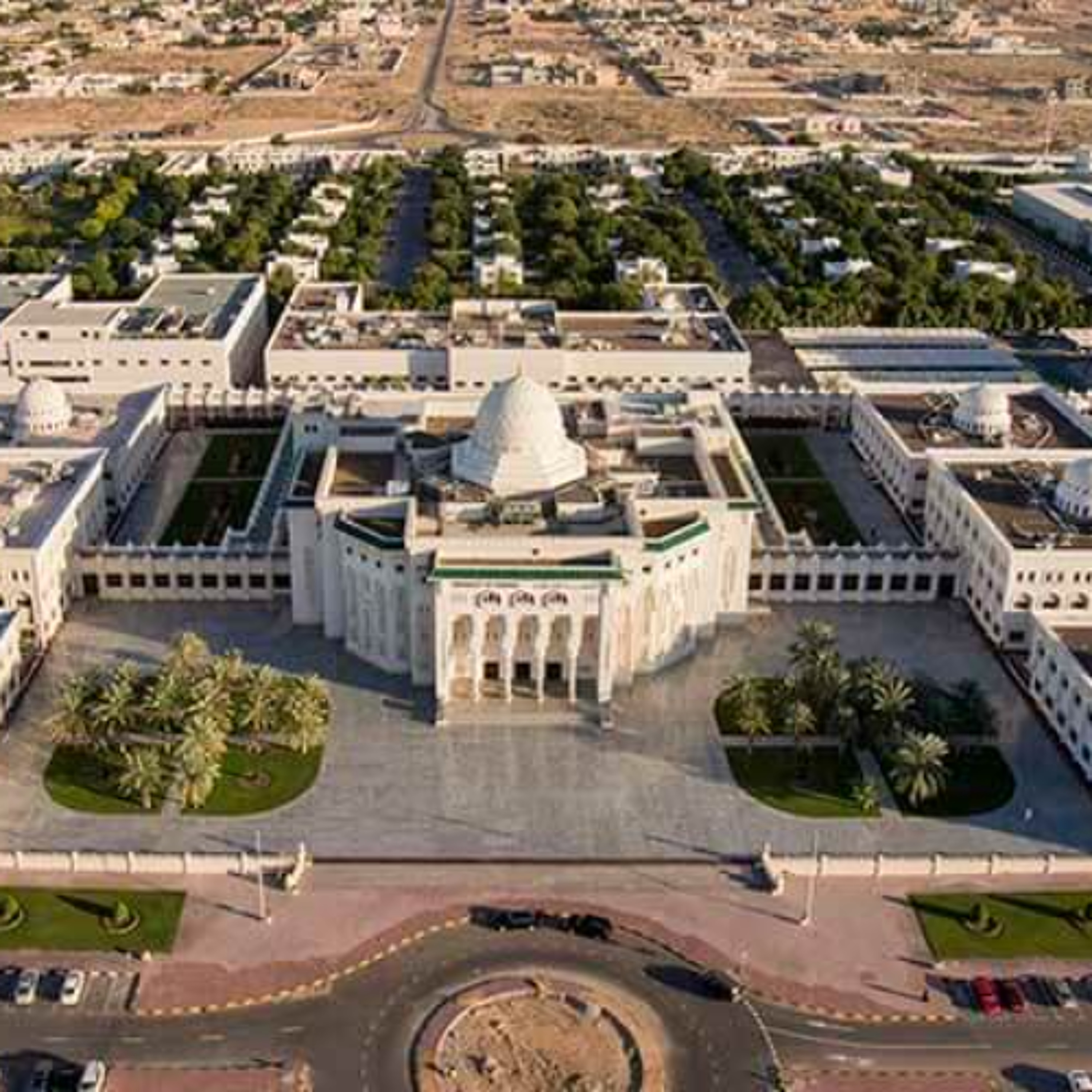 University Of Sharjah Using AI for Graduate Job Opportunities (21/01/25) episode artwork