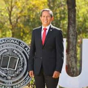 Dr. Miguel Torres, vicerrector de la UNA, paro de actividades en la UNA se extiende hasta el jueves