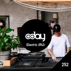 8dayCast 252 - Electric (RU)