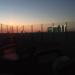 Она любила красное