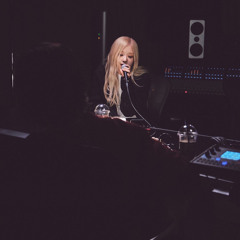 ROSÉ - December (Neck Deep) Live Studio Cover