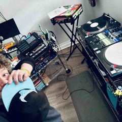DJ-Jon-Buck-Live-Mix-VDJ-05-05-2025 [DEMO]