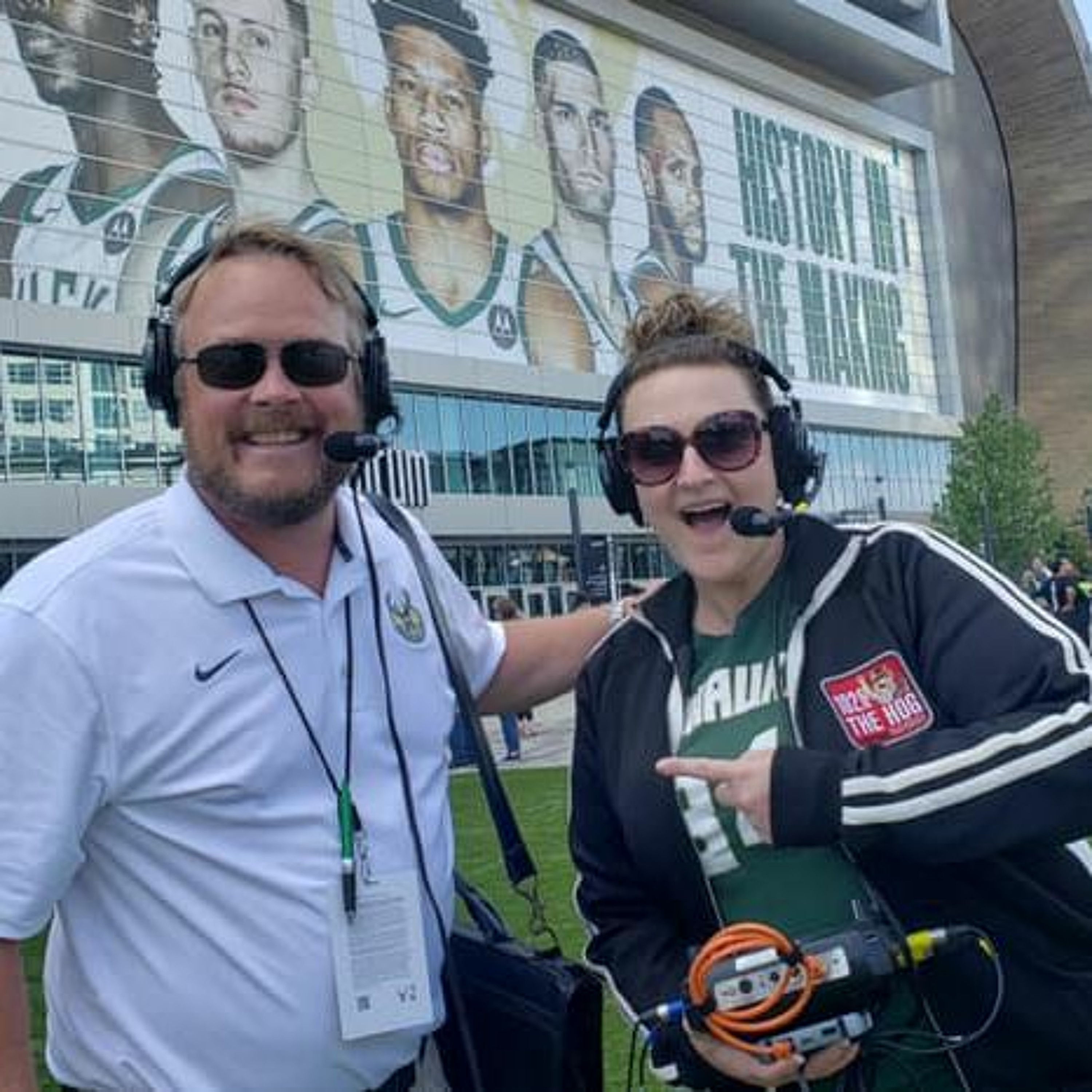 Borna & Mandy On 102.9 The Hog