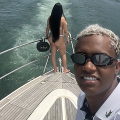 TIPO CHUCKY - MC MAGRINHO , MC SACI - DJ DG DO RB , DJ LC , DJ DIPARIS ,DJ VITIN MPC