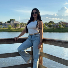 METADE DE MIM NÃO CABE MAIS