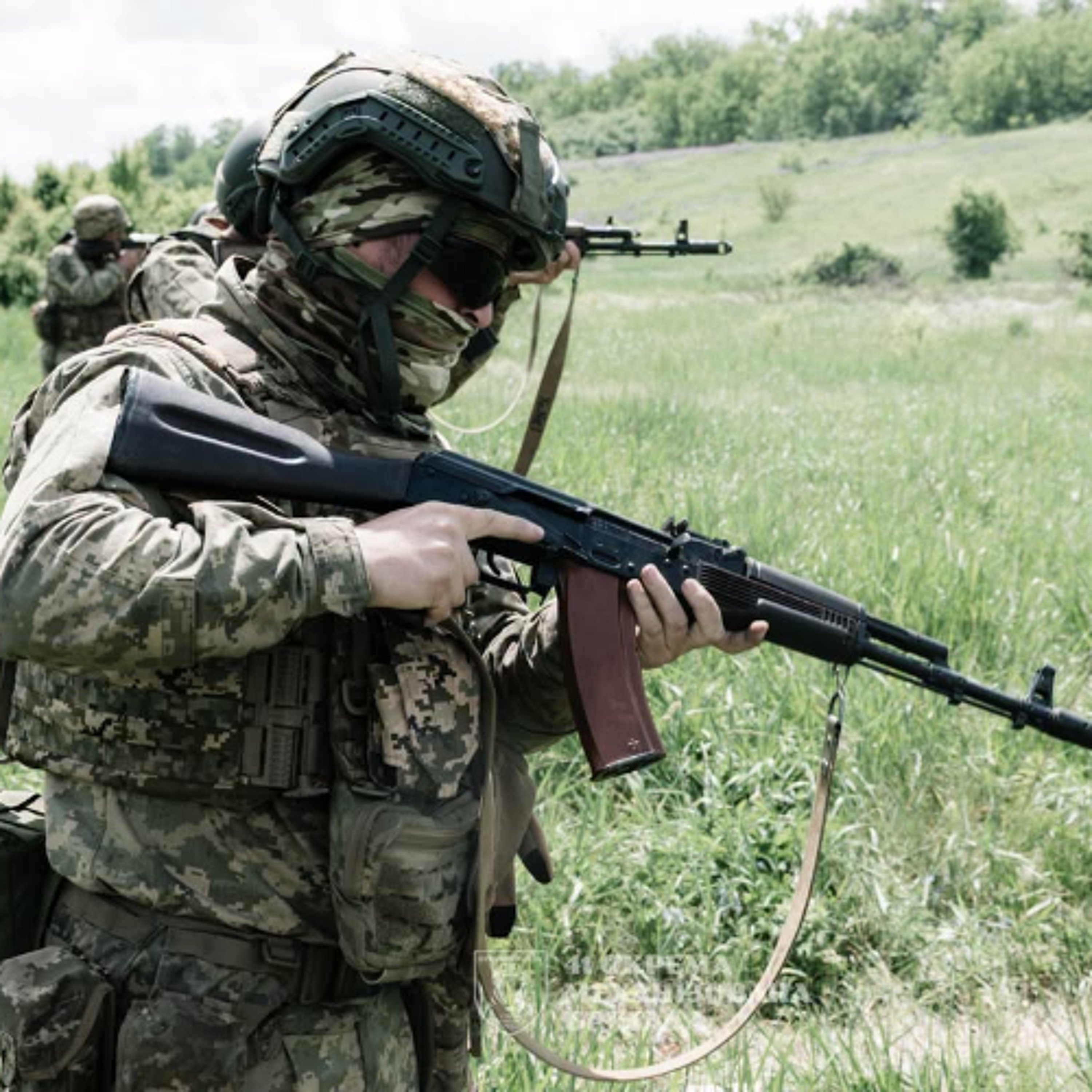 Військовий розповів, як рф створює фейкову картинку просування на Харківщині episode artwork