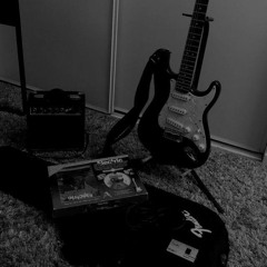 Justin Bieber Beauty and a Beat had Electric Guitar (JensJulius).