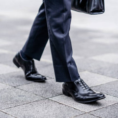 how u step? prod. jenerik