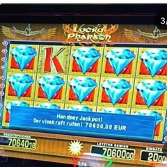 NacktAktiv@DreiviertelVier