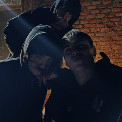 Molly ft. shewantsjoaki & ripJade