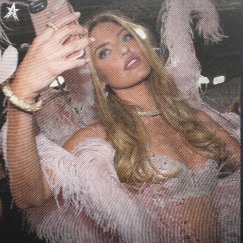 Ilovelundin - Hawktuah [Pxnk0r X Iseesigns] {｡･:*Pxnkio Produxions˚:✧｡}