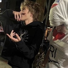 bitch(feat.hiryawtf!)(prod.yxngkenay)