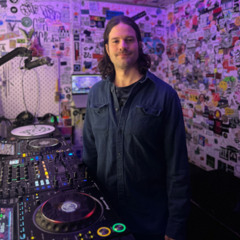 Private Pleasure with Private Panther @ The Lot Radio 11-17-2025