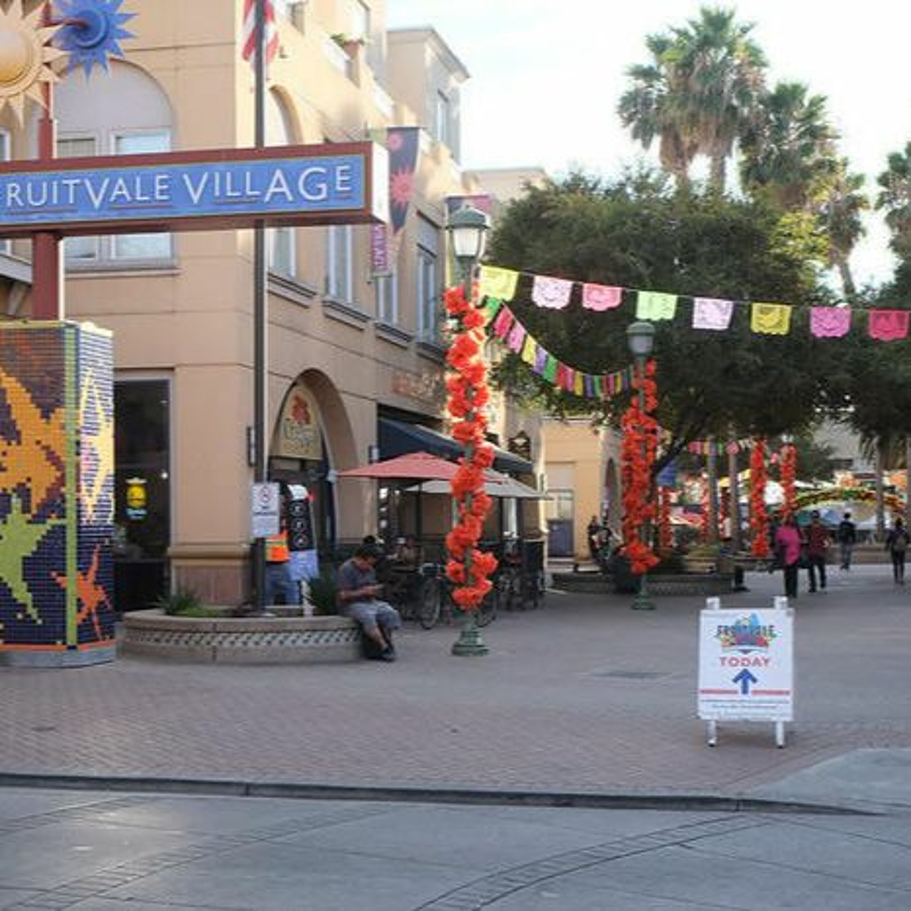 As COVID-19 Rates Skyrocket, Fruitvale Residents Can't Afford To Stay At Home episode artwork