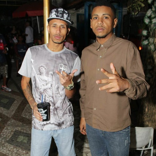 # MC's MAGRINHO & DANNY = KIKA COM A BUNDA Vs TOMA BUCETADA [[[ DJ BRÍCIO ALMEIDA & DA VM STUDIO ]]]