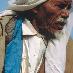 ايا منا والليا لي   كم  نعا تبها
