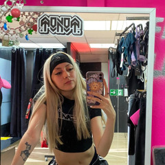 borso de marko y sinaka pero la parte d la kuina jaja perdon es k no va a salir nunka y mgta mucho