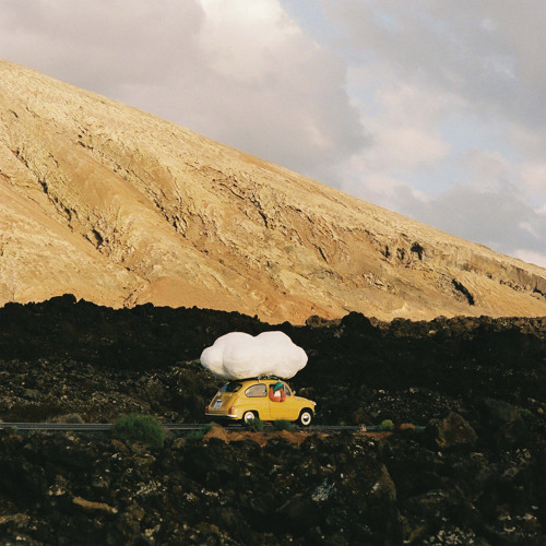 Listen to PROVENZA by Karol G in VERANO ROSA Peso Pluma y Karol G harán ...