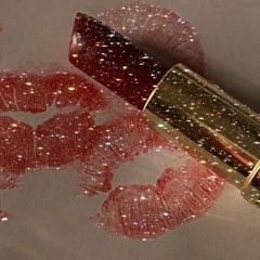 💋