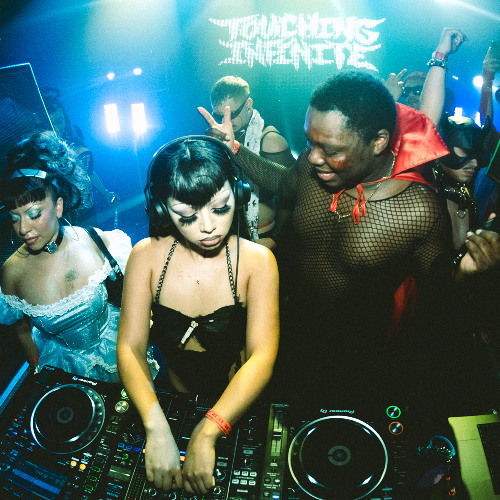 Petrolera Live At Touching Infinite