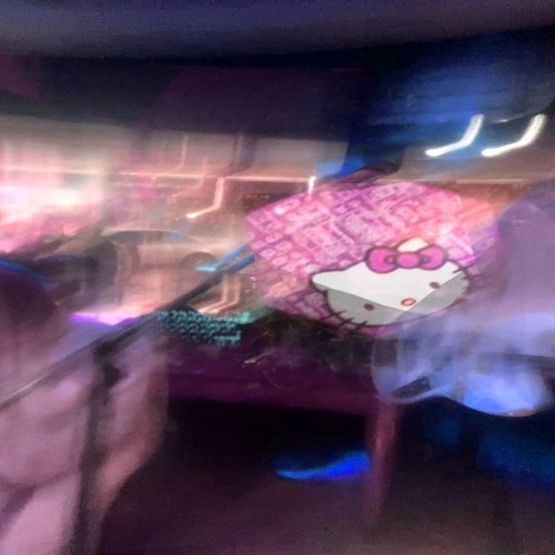 <👀< oubli