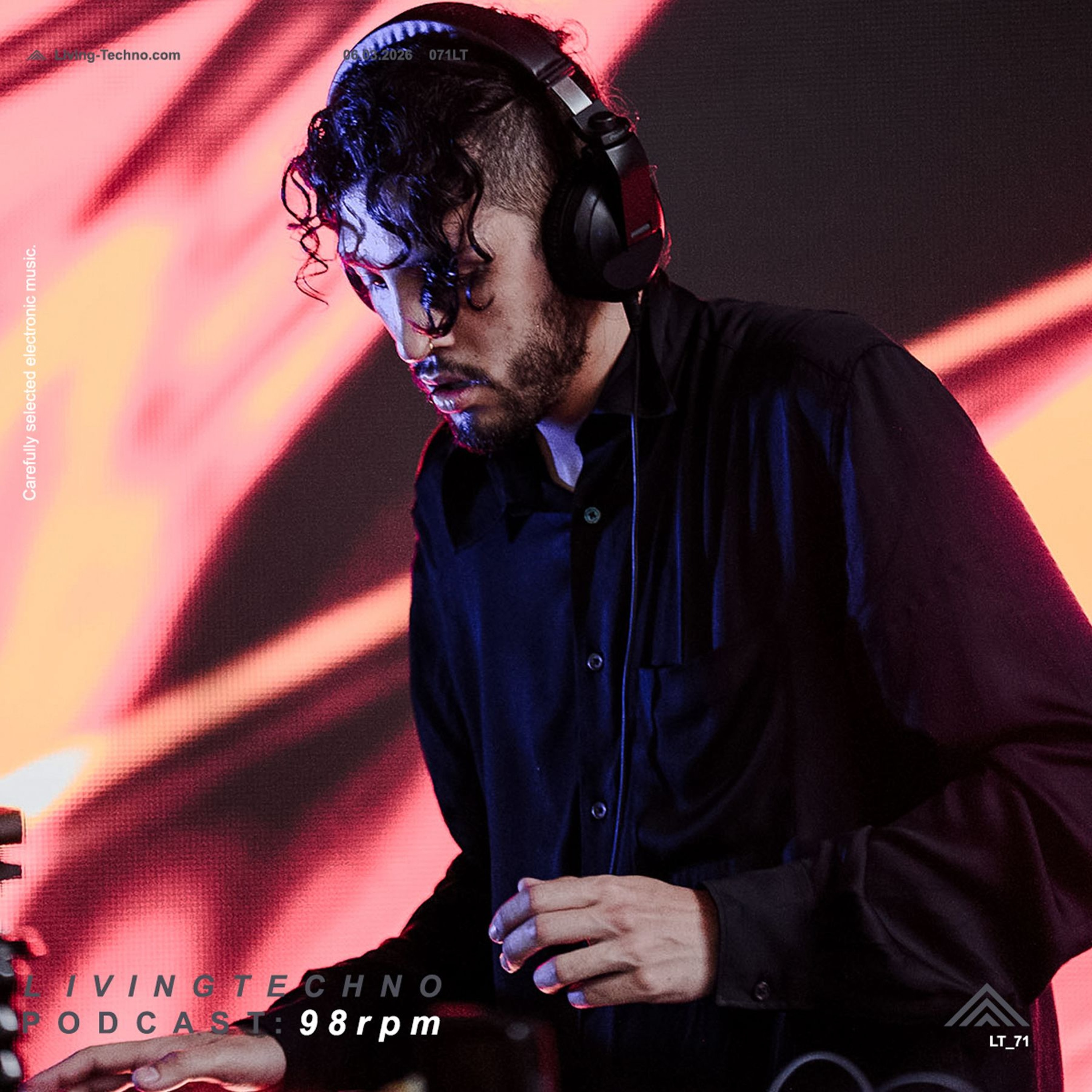 Living Techno