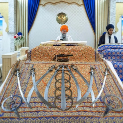 Pria Paradhes Na Jaahu Vasahu Ghar Morai - Bhai Niranjan Singh Ji