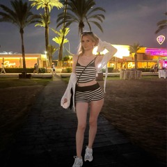 Sara Landry EDC 2025 Girl Boss Me BB