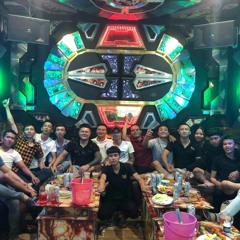 VINAHOUS TRÔI KE - AE ĐƯỜNG BE 43!